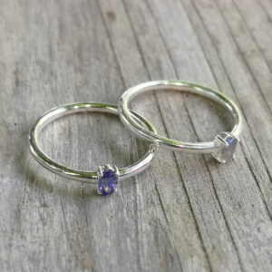 Ring fein ovaler Stein Silber