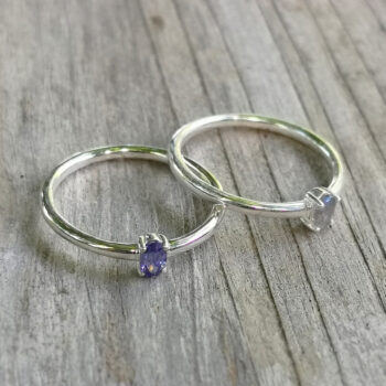 Ring fein ovaler Stein Silber