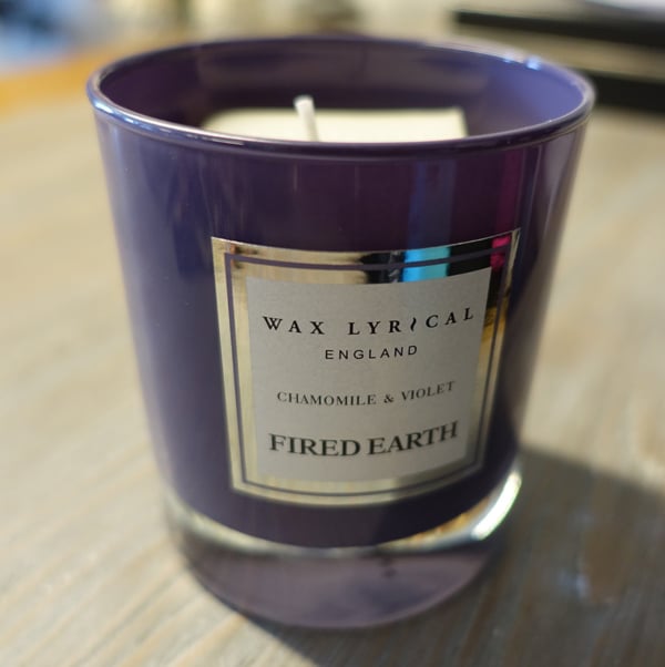 Duftkerze Veilchen – Bild 2