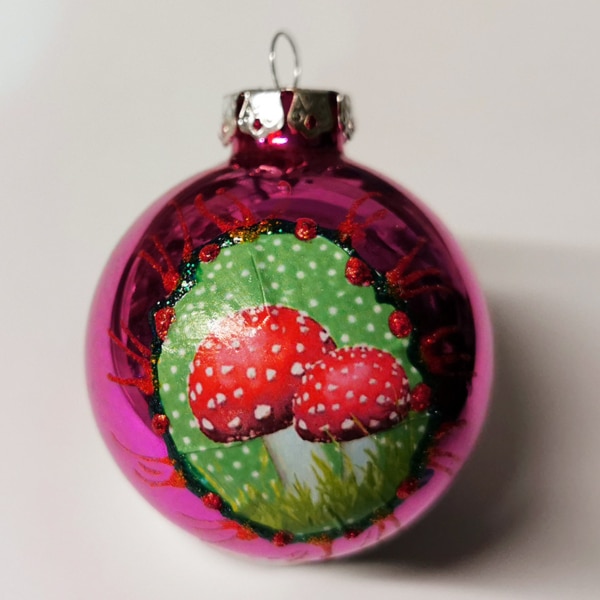 Weihnachtskugel kitschi