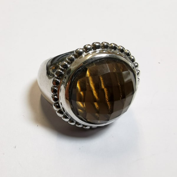 Ring rund Kranz