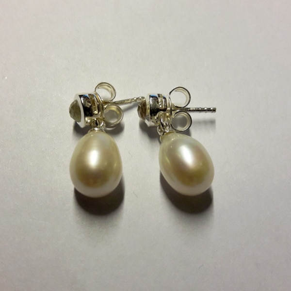 Ohrstecker Perle und Zirkonia – Bild 2