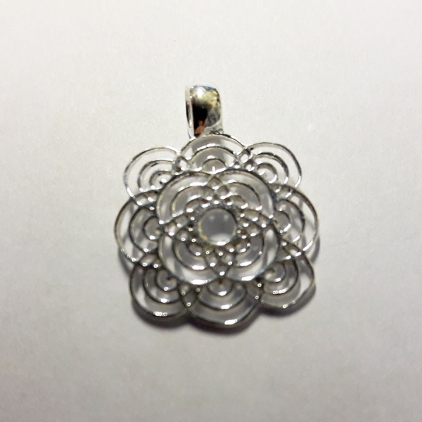 Halsanhänger Mandala filigran
