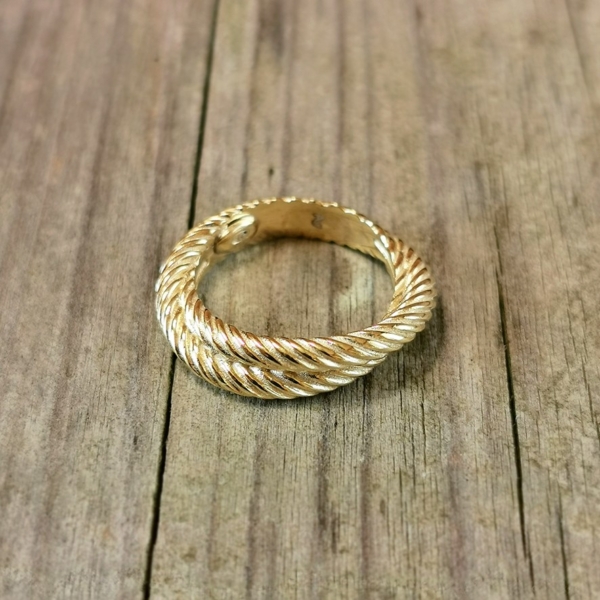Ring geschlungen Gold