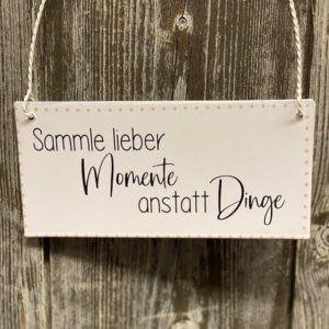 Schild klein Momente