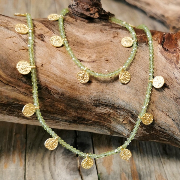 Kette Münzen Steine Gold