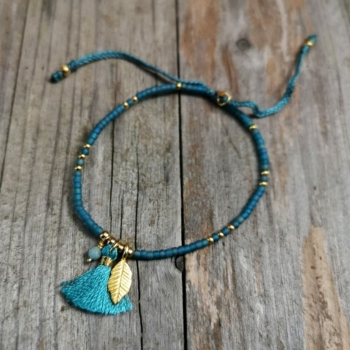 Armkette mit Quaste und Blatt Gold