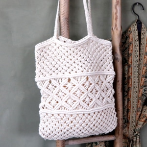 Tasche gehäkelt Creme