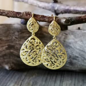 Ohranhänger Tropfen filigran Gold
