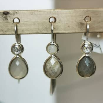 Ohranhänger Tropf zwei Steine Silber