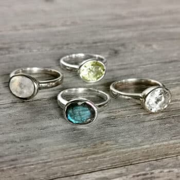 Ring ovaler Stein Silber