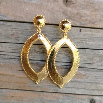 Ohranhänger Auge Gold gehämmert