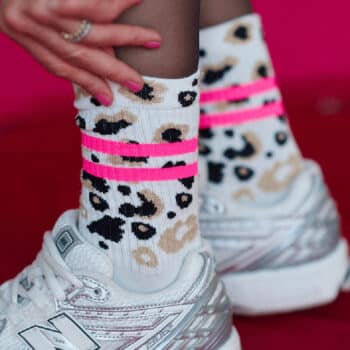 Socken Leo Allover – NEON Pink